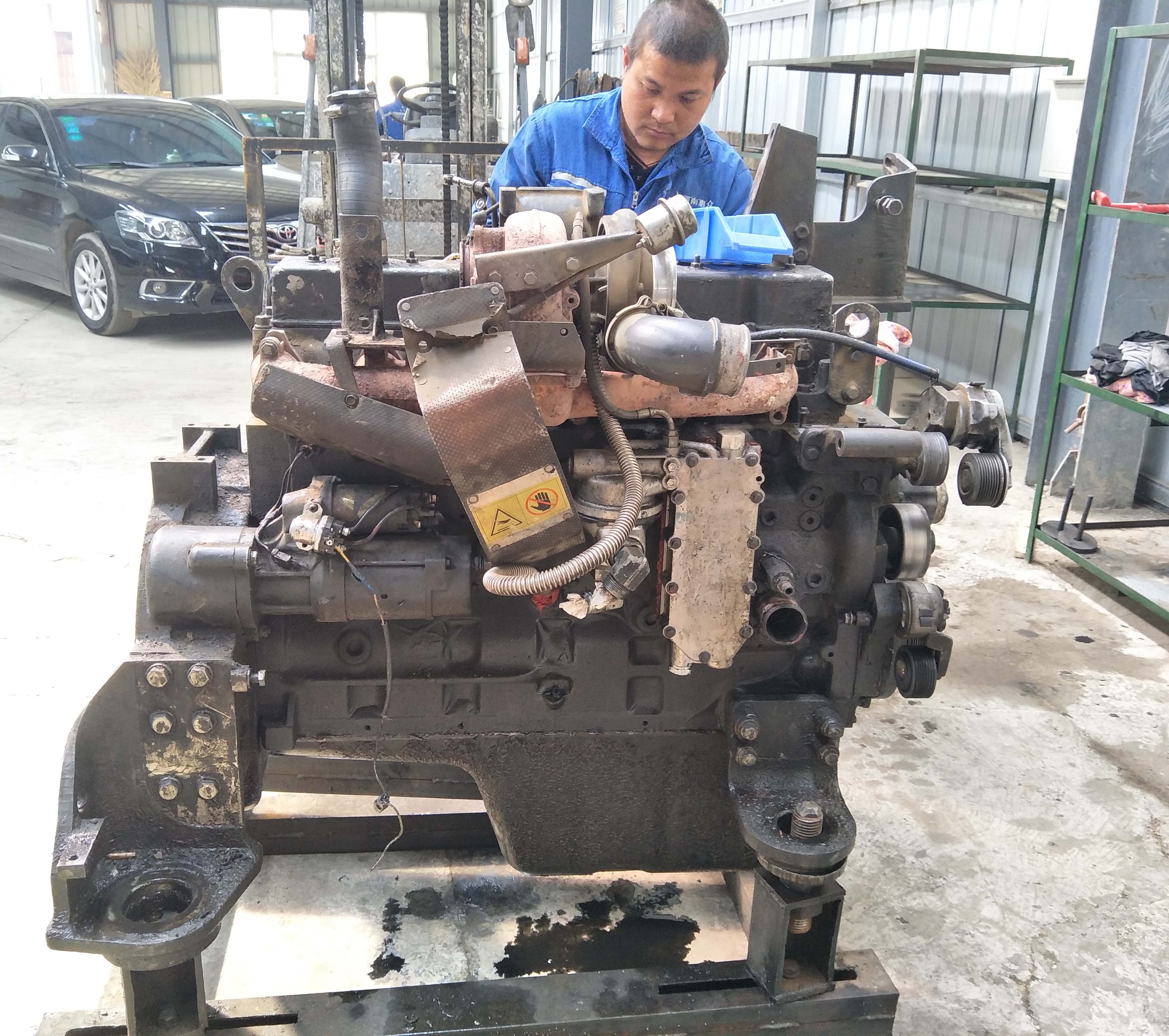 SAA6D125发念头大修